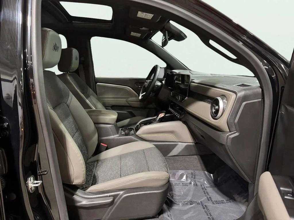 Used 2024 Black Chevrolet ZR2 image 26