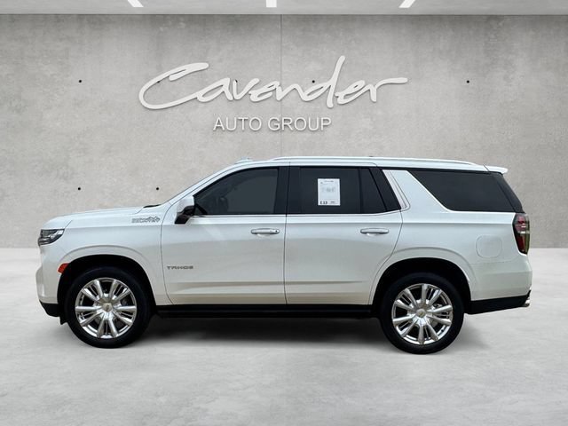 Used 2022 Iridescent Pearl Tricoat Chevrolet High Country image 13