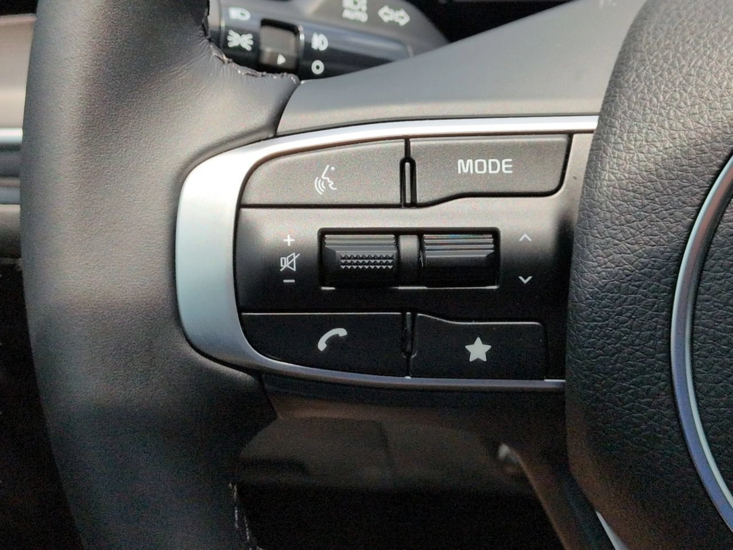 New 2026 Steel Matte Gray Kia GT-Line image 29