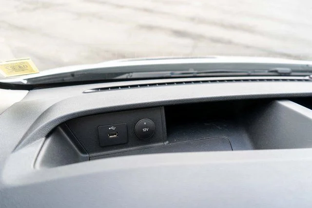 Used 2024  Ford Base image 21