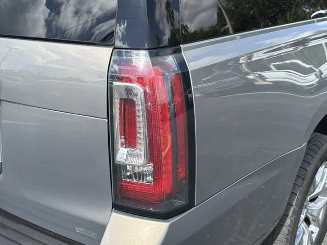Used 2019 PEPPERDUST METALLIC GMC SLT Standard Edition image 10