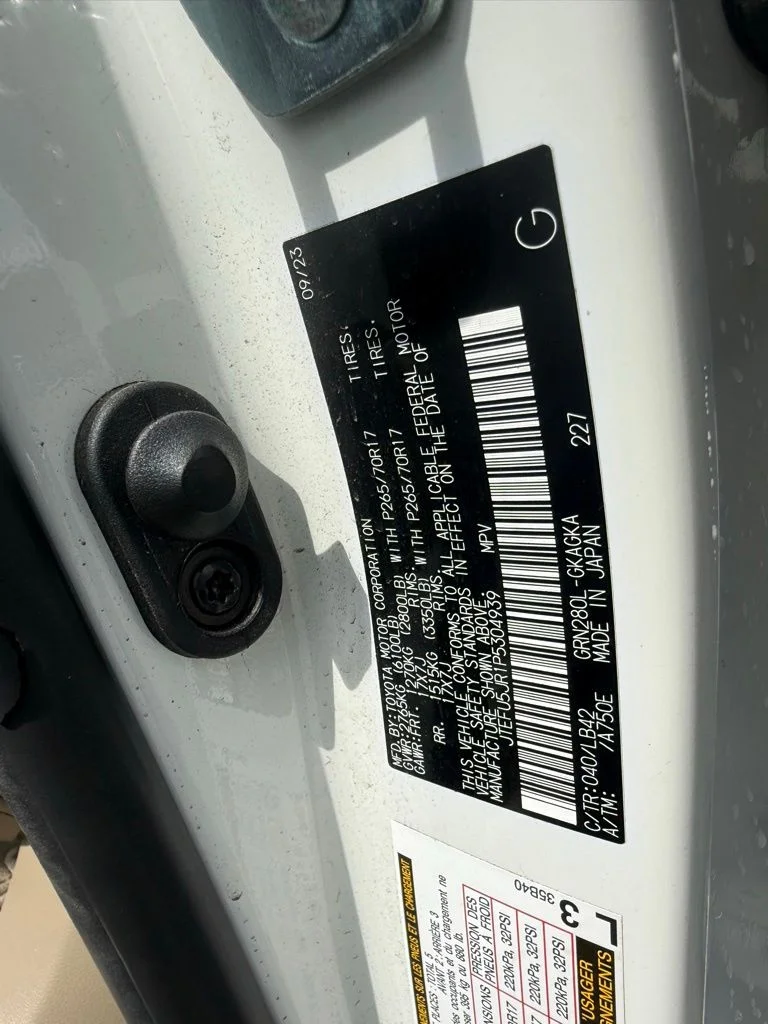 Used 2023 White Toyota SR5 Premium image 23