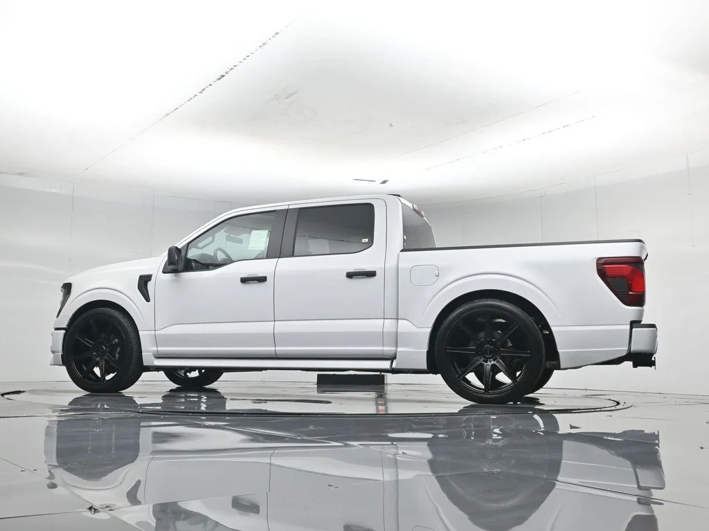 New 2026 Oxford White Ford STX image 50