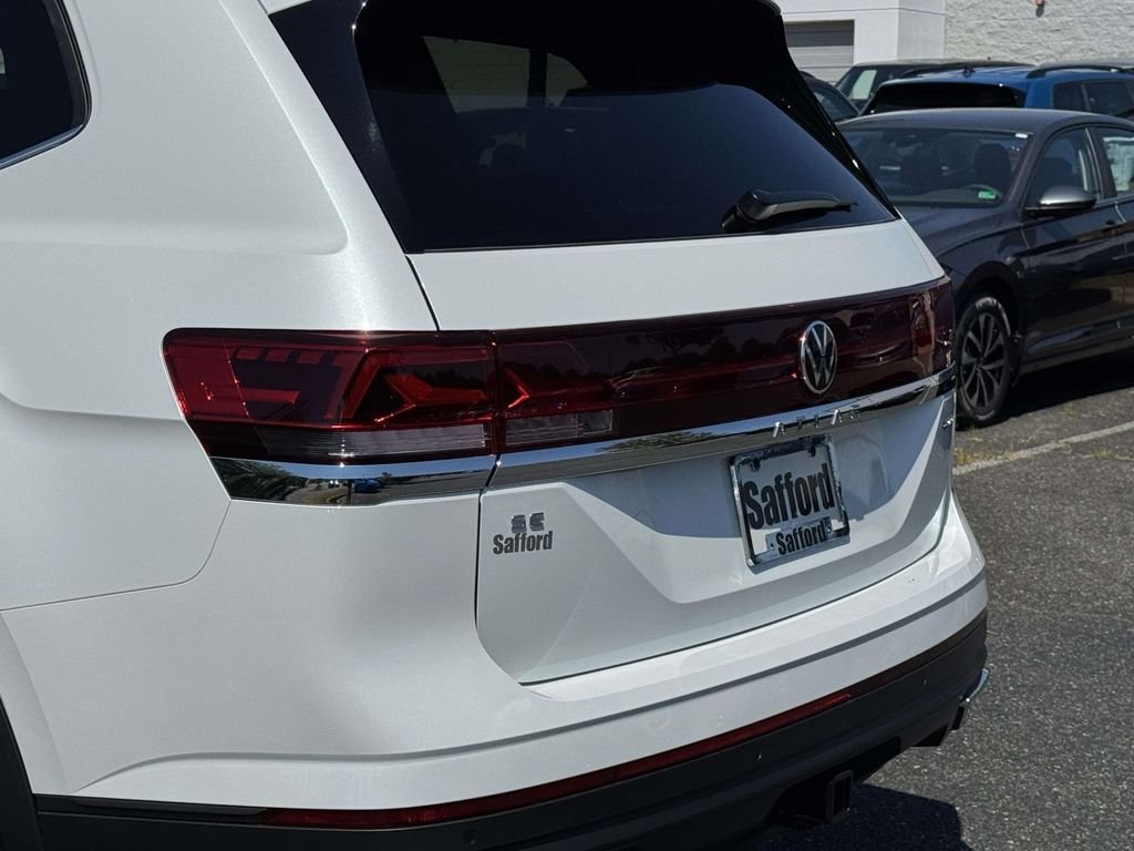 2026 Volkswagen Atlas SE w/Tech - Photo 10