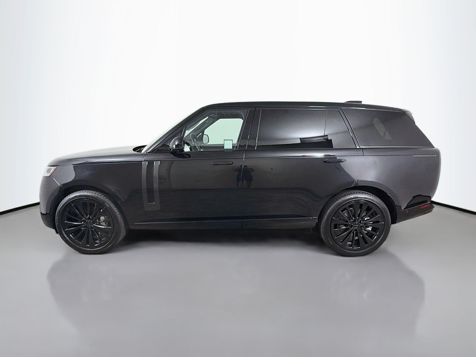 New 2026 Santorini Black LAND ROVER SE 7 Seats image 2