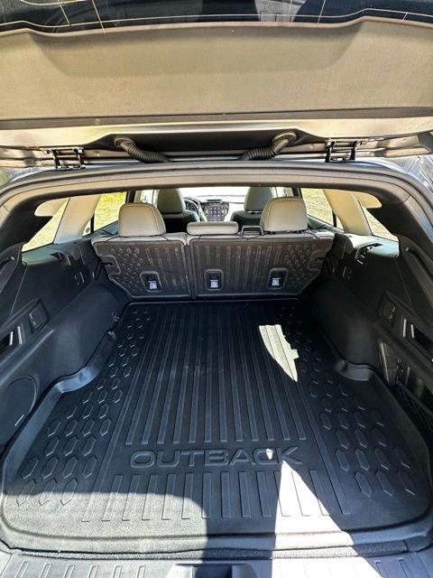 2020 Subaru Outback Limited - Photo 28