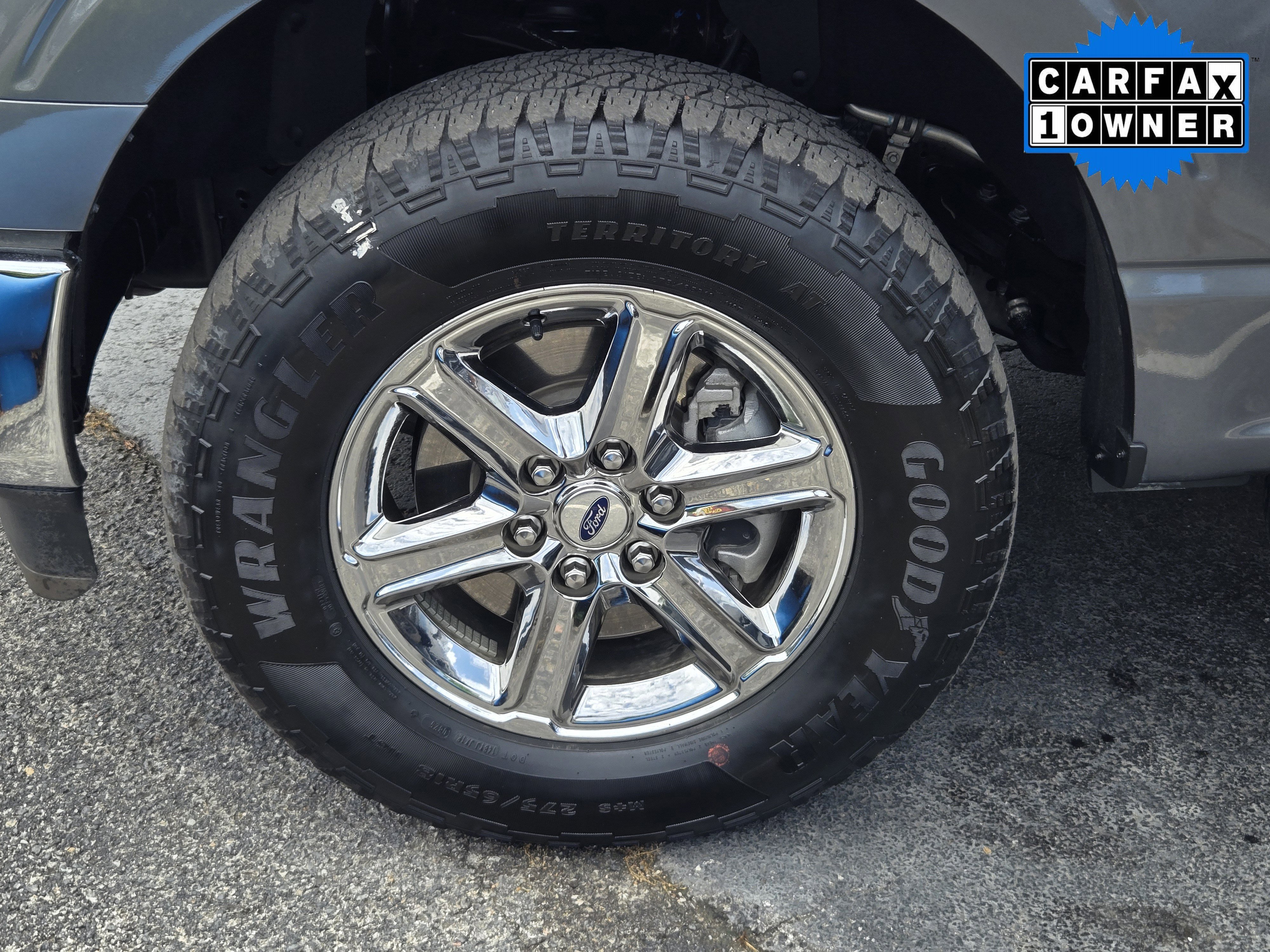 Used 2025 Gray Metallic Ford XLT image 10
