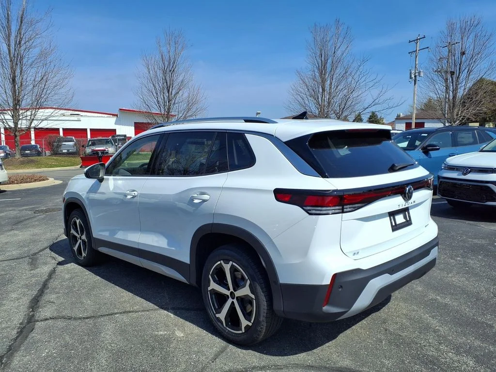 New 2026 Pure White Volkswagen 2.0T SE image 4