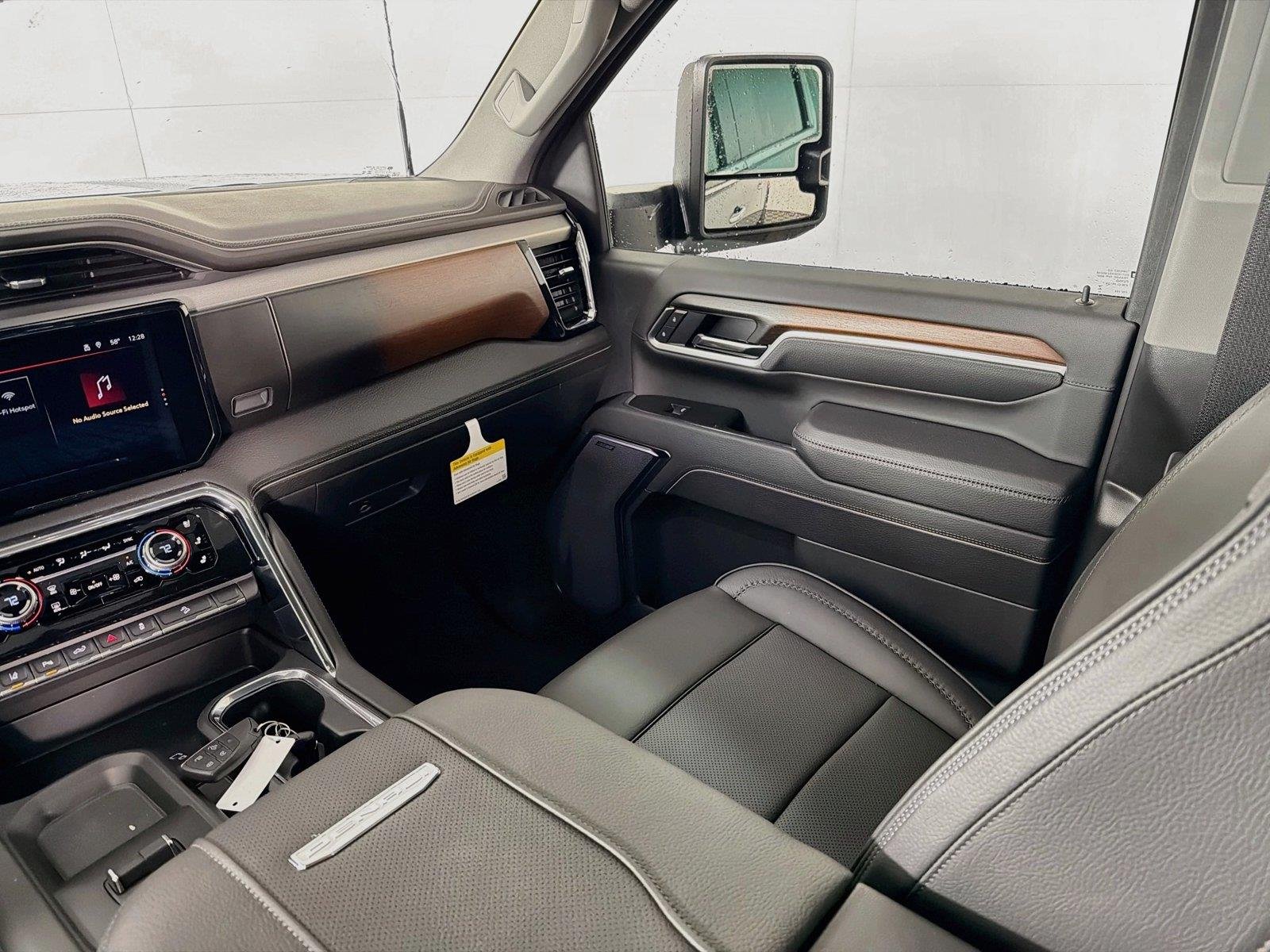 2026 GMC Sierra 2500HD Denali - Photo 28
