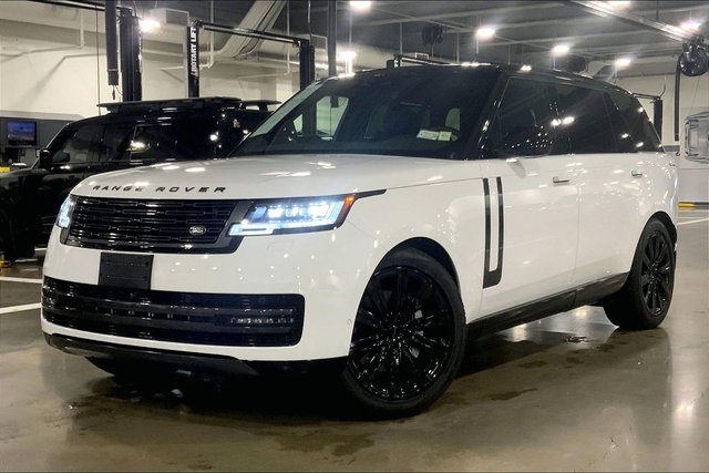 2026 Land Rover Range Rover SE