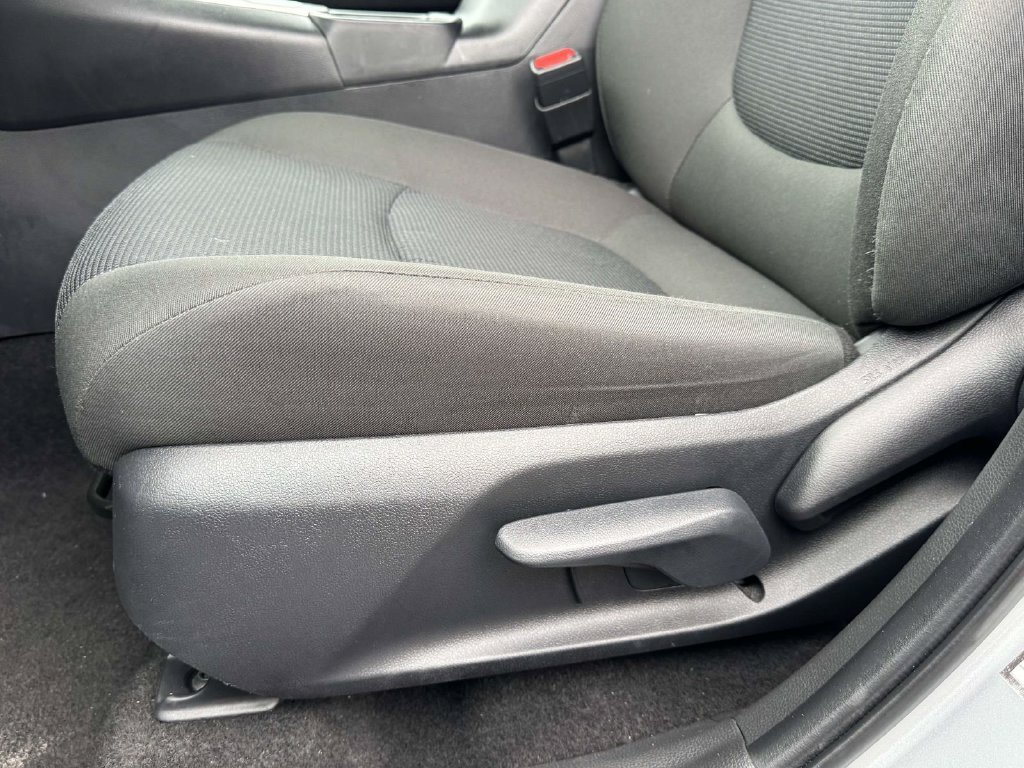 Used 2025 Silver Toyota LE image 18