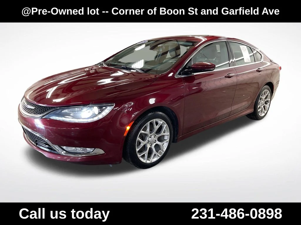 Used 2015 Red Chrysler C image 1