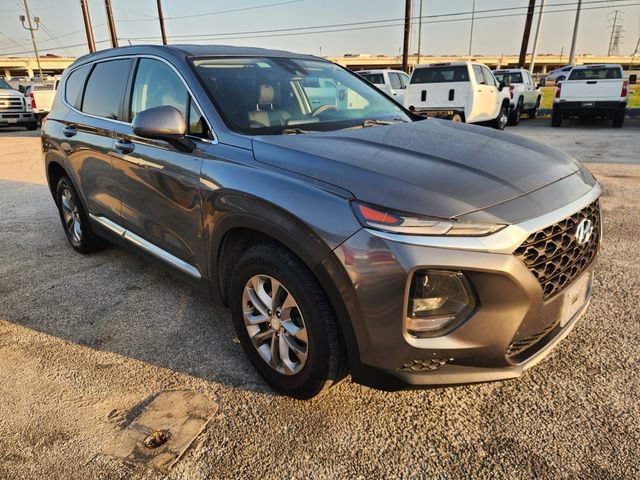 Used 2019 Silver Hyundai SE image 1