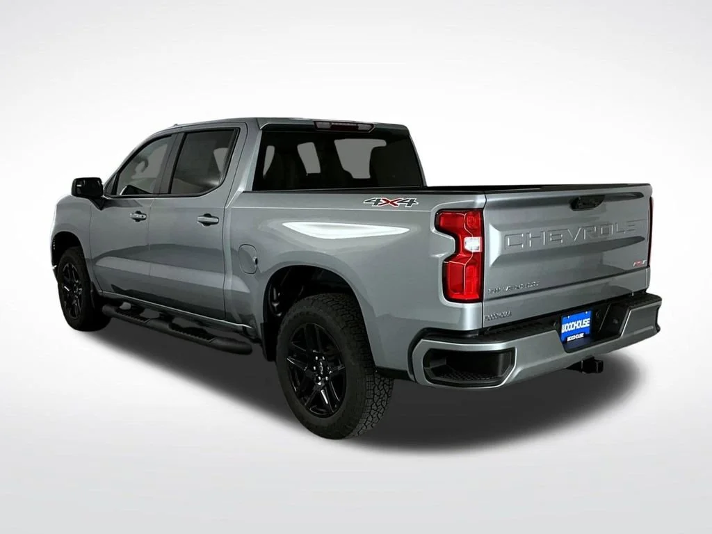 New 2026 Sterling Gray Metallic Chevrolet RST image 9