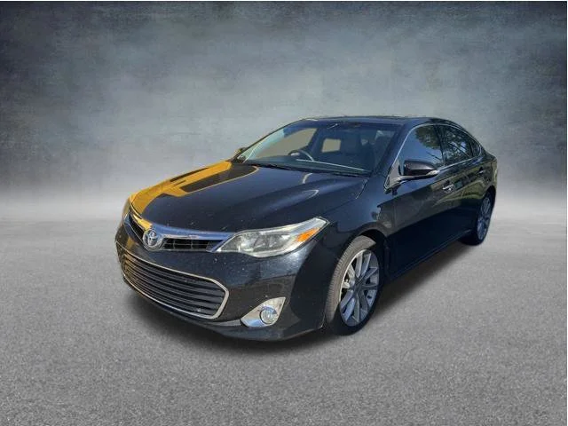 Used 2013 Black Toyota Limited image 4