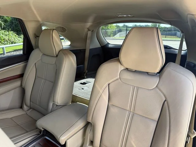 Used 2018 Lunar Silver Metallic Acura 3.5L image 31