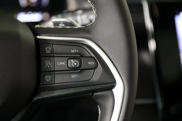 2025 Jeep Grand Cherokee Altitude - Photo 6