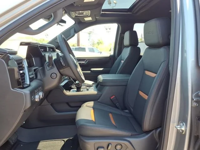 2026 GMC Sierra 1500 AT4 - Photo 9