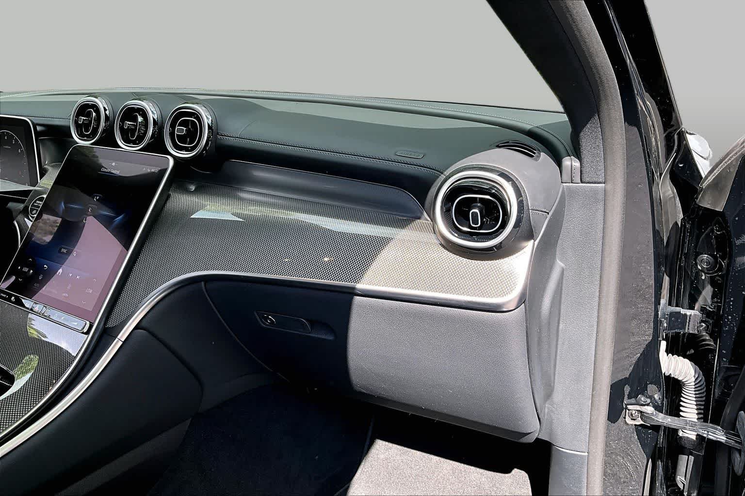 Certified Used 2024 BLACK Mercedes-Benz GLC 300 image 18