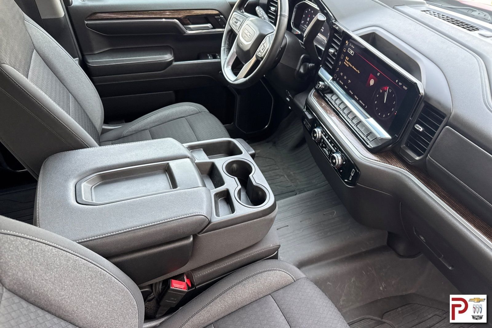Used 2024 Red GMC Elevation image 17