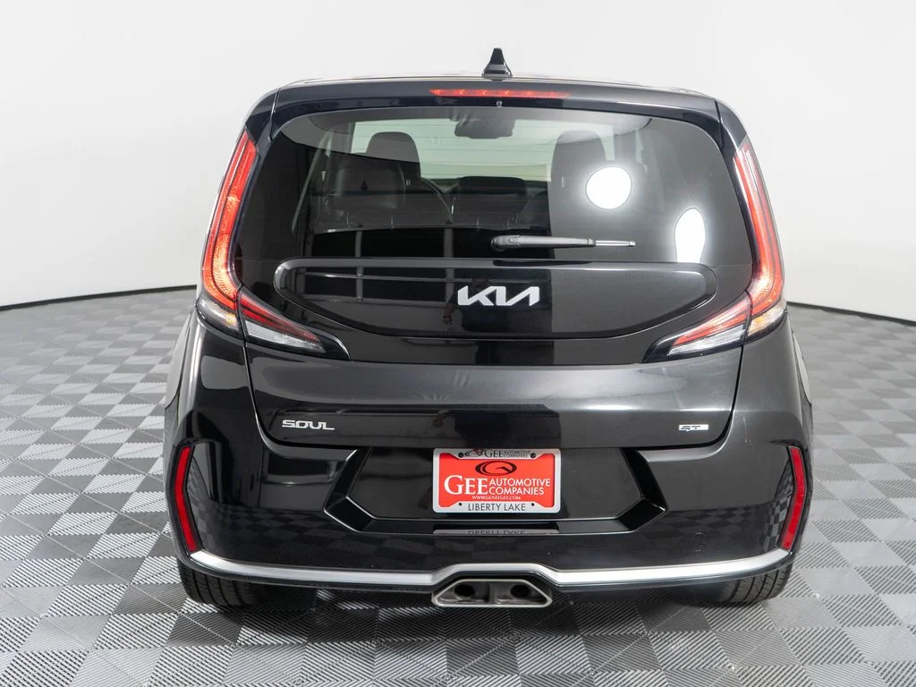 Used 2023 Black Kia GT-Line image 5