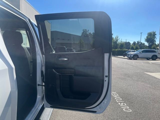 Used 2019 White GMC Denali image 13