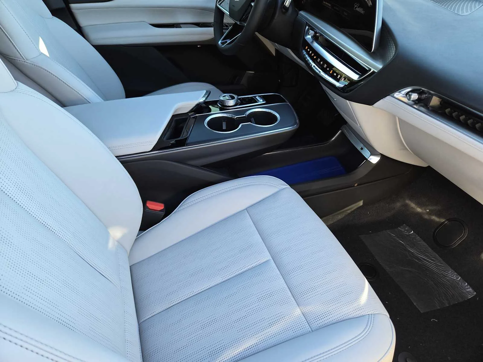 2026 Cadillac LYRIQ Sport - Photo 9