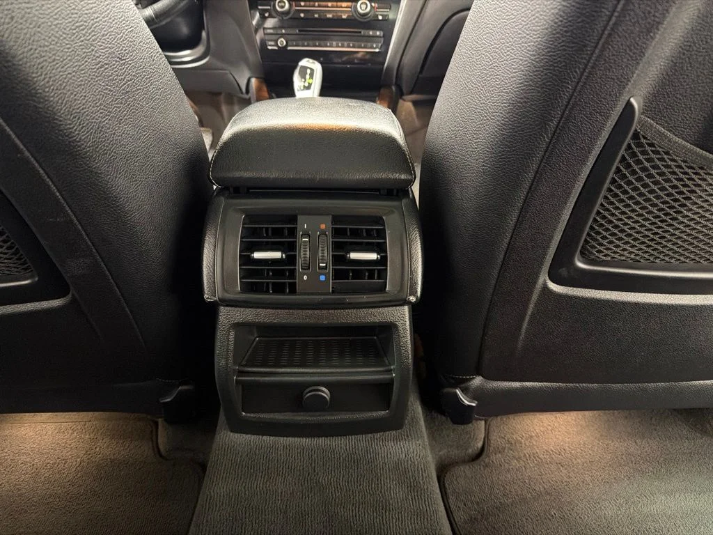 Used 2017 Black BMW xDrive28i image 19