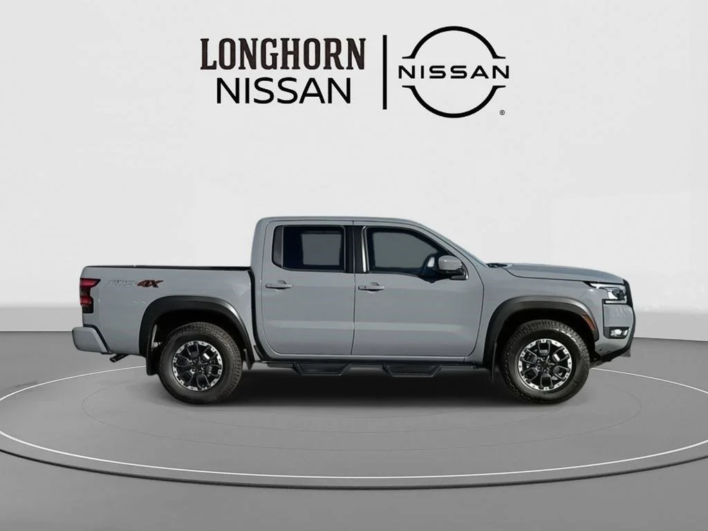 2026 Nissan Frontier PRO-4X - Photo 8