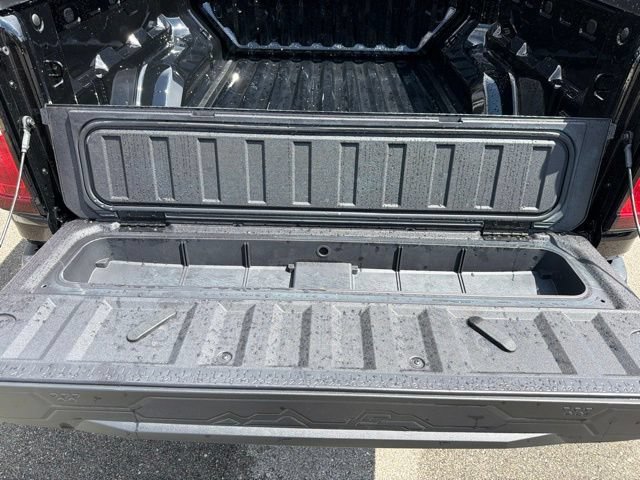 Used 2026 Onyx Black GMC Elevation image 16