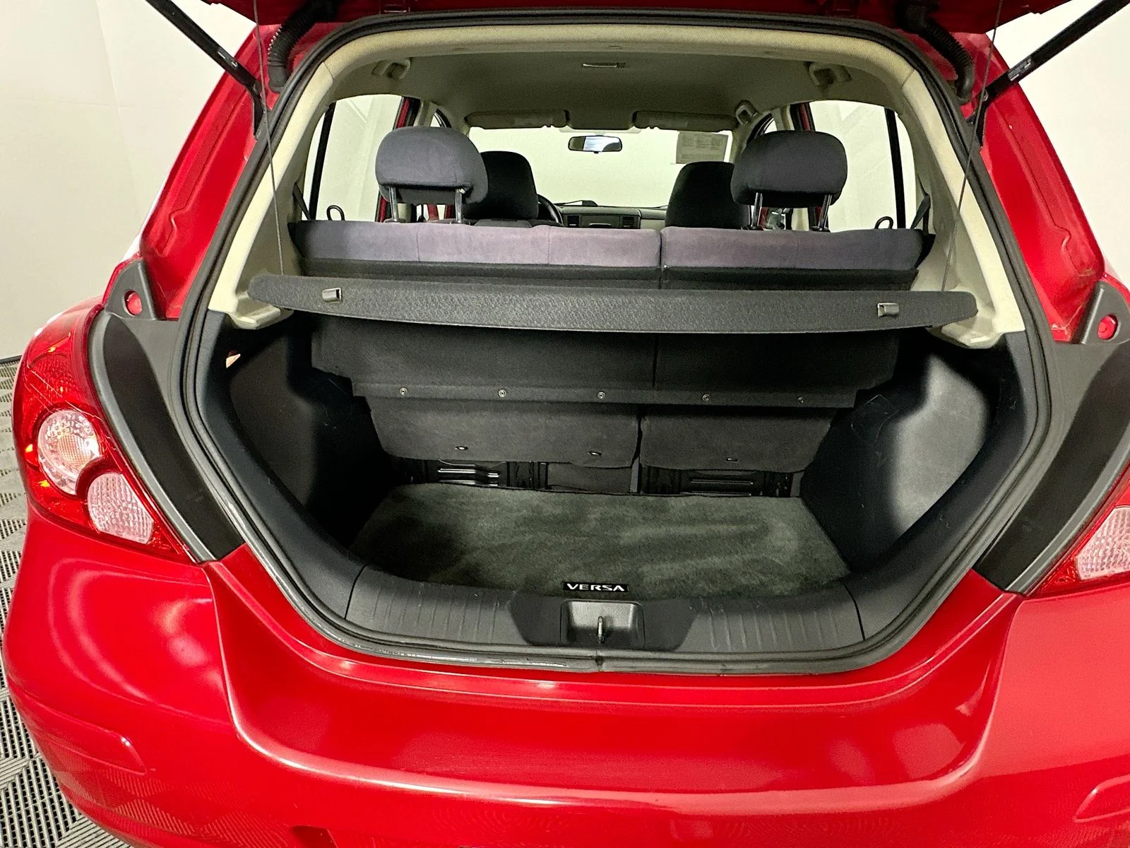 Used 2007 Red Alert Nissan 1.8 S image 22
