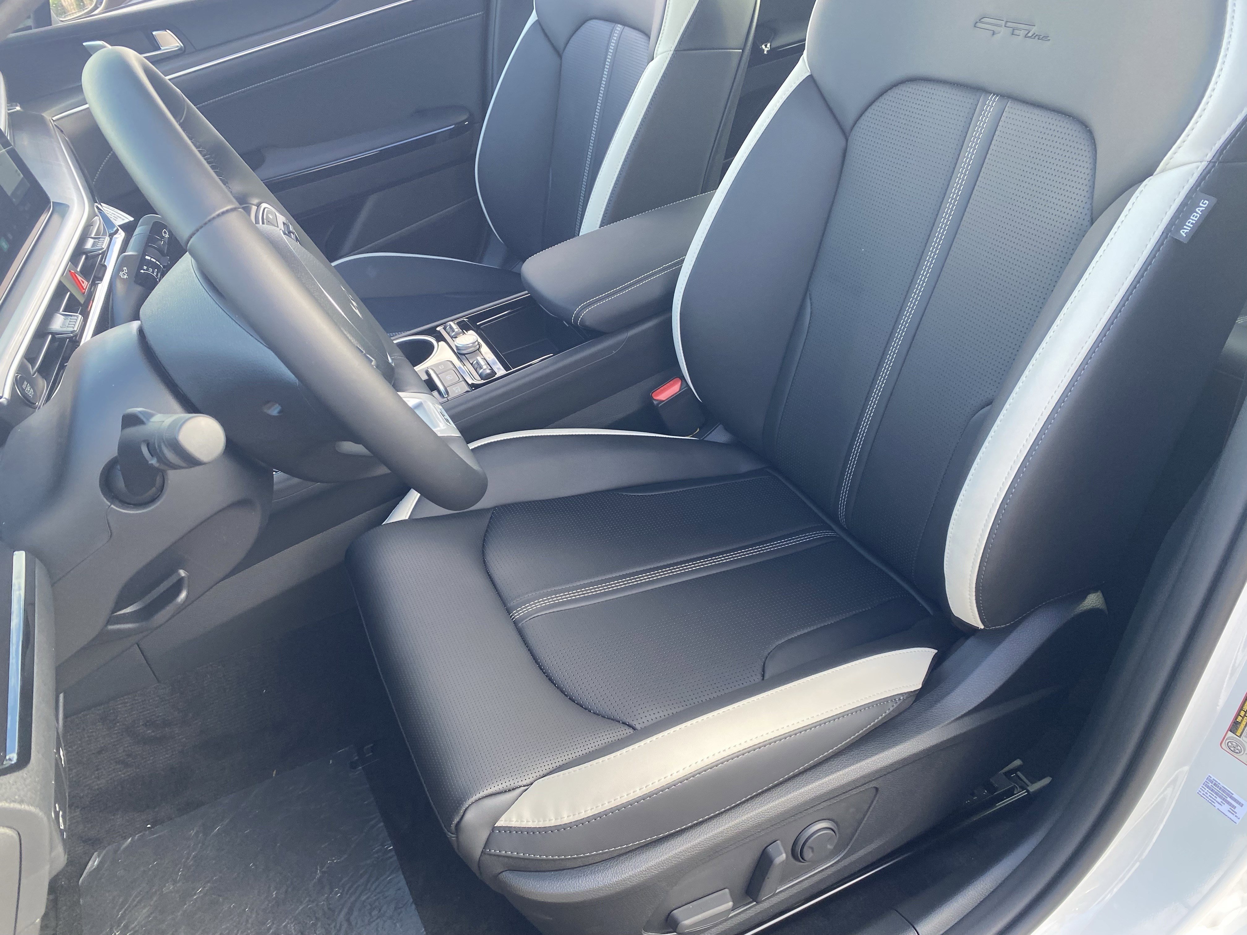 New 2026 Snow White Pearl Kia GT-Line FWD image 18