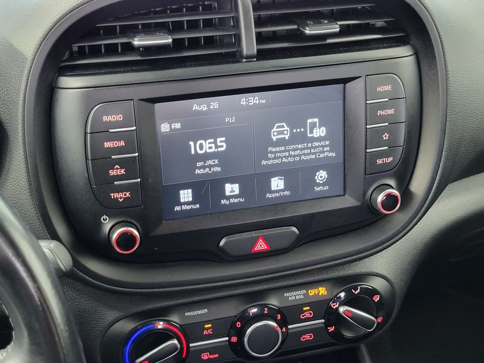 Used 2020 White Kia GT-Line image 19