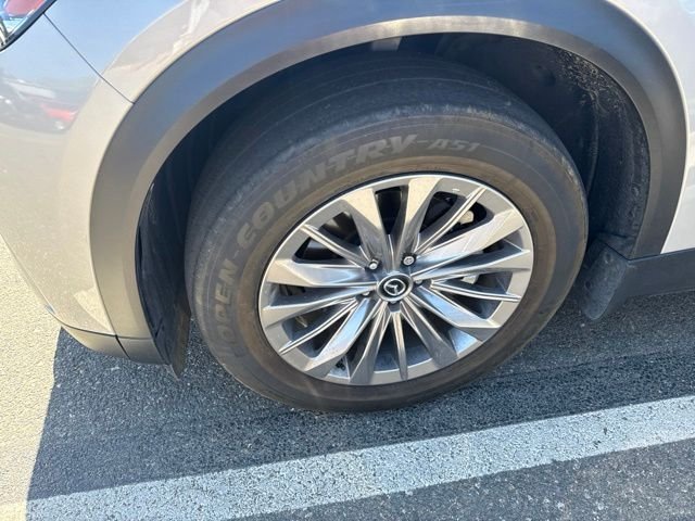Used 2024 Silver Mazda Preferred image 3