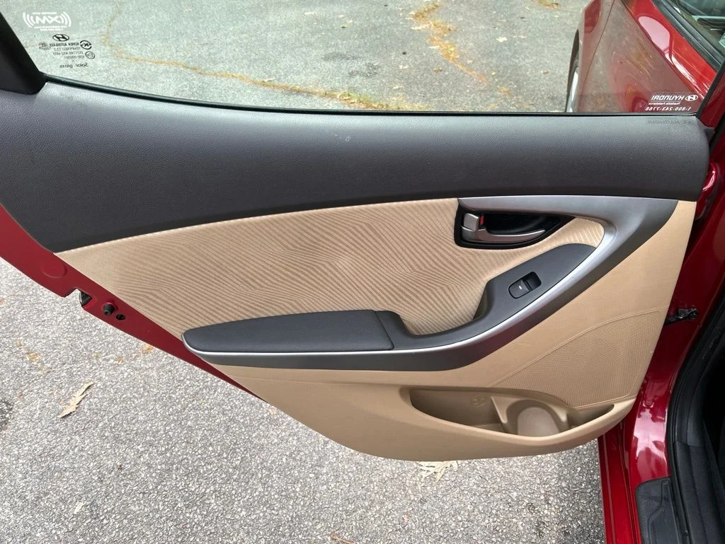 Used 2012 Red Hyundai GLS image 22