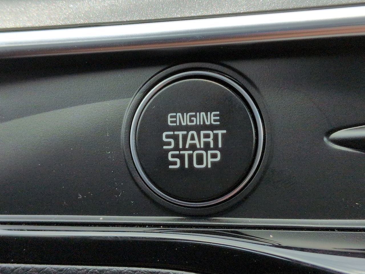 New 2026 Snow White Pearl Kia GT-Line FWD image 33