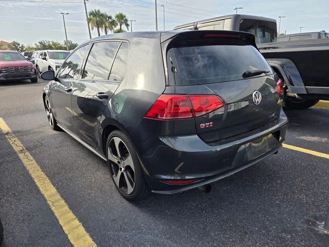 Used 2016 Black Volkswagen  image 4