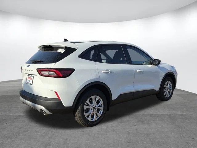 New 2026 Oxford White Ford Active® image 2