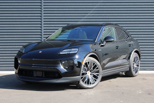 2026 Porsche Macan Electric 4