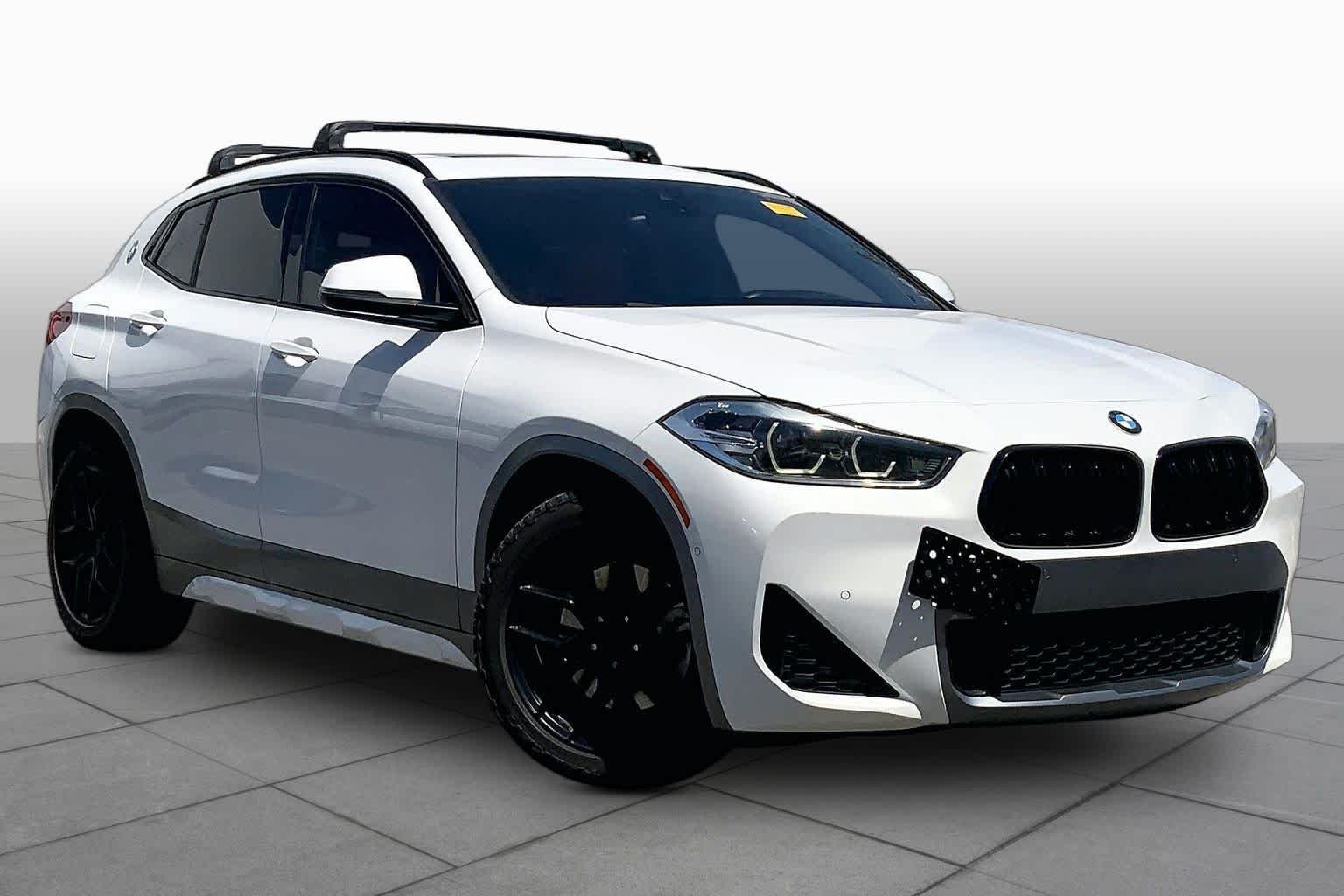Used 2022 Alpine White BMW xDrive28i image 3