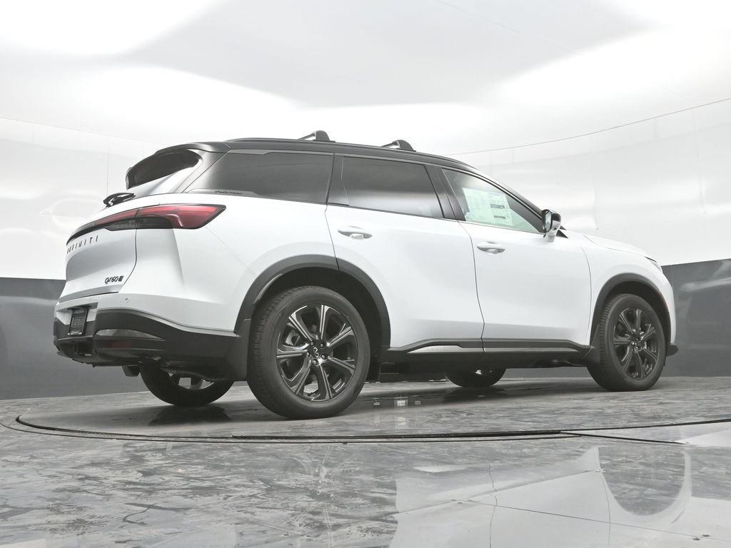 New 2027 2T RAD WHT INFINITI Autograph AWD image 38