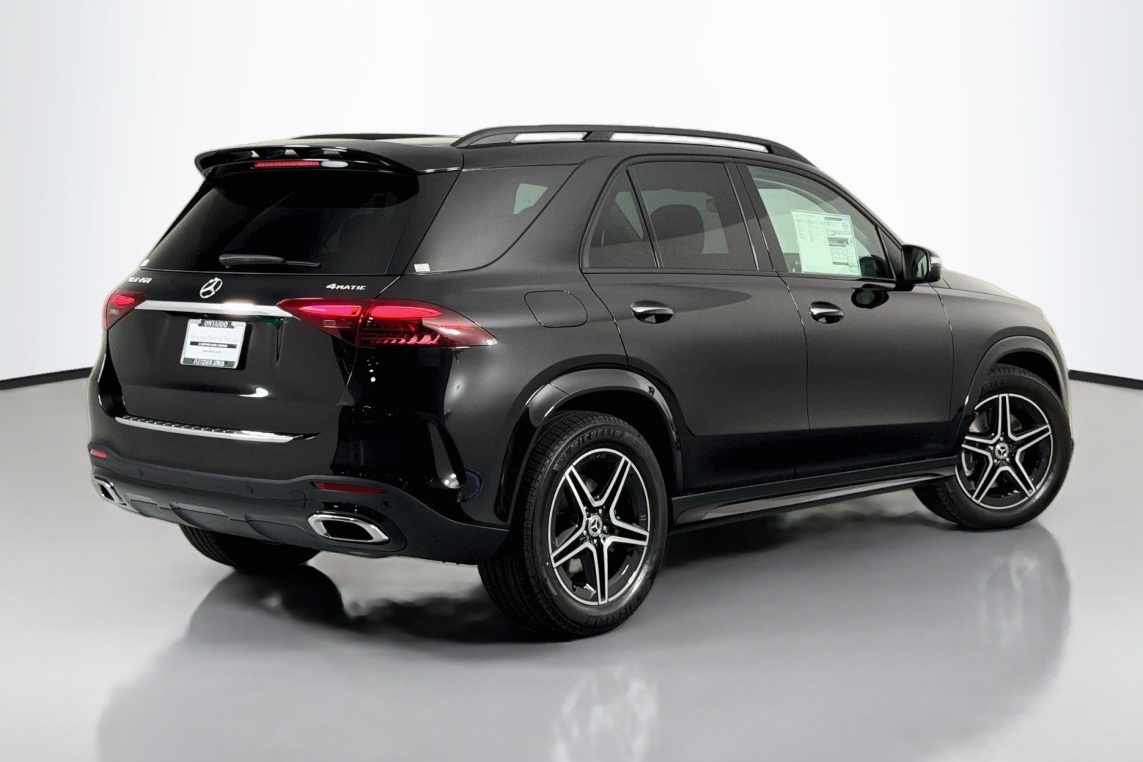 New 2026 Obsidian Black Metallic Mercedes-Benz GLE 450 4MATIC® SUV image 11
