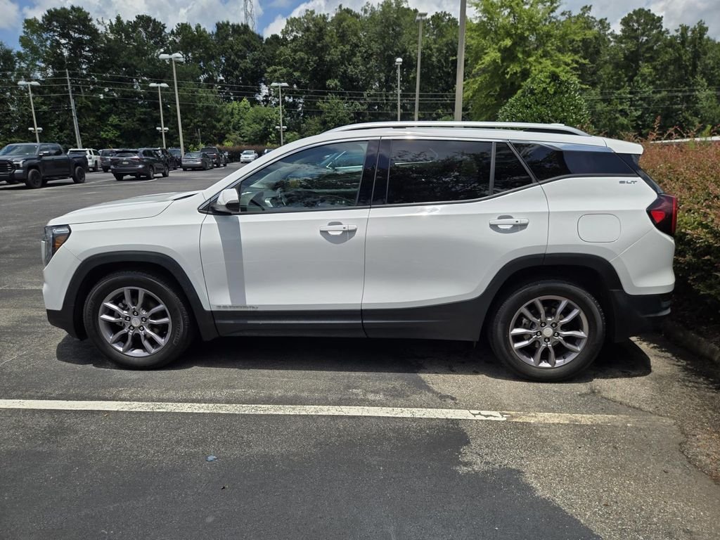 Used 2022 White GMC SLT image 5