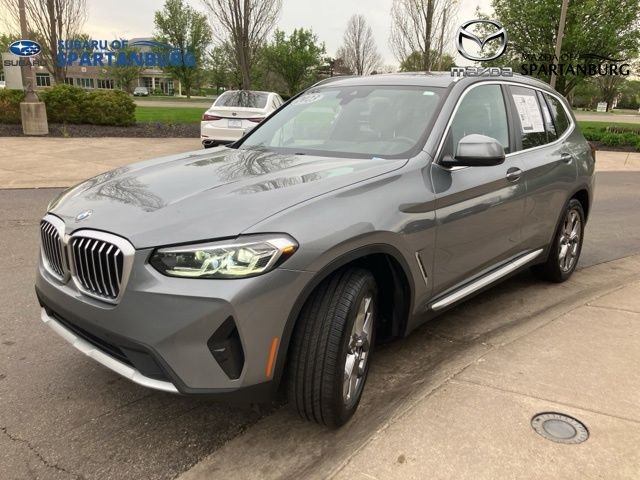 Used 2023 Gray Metallic BMW xDrive30i image 7