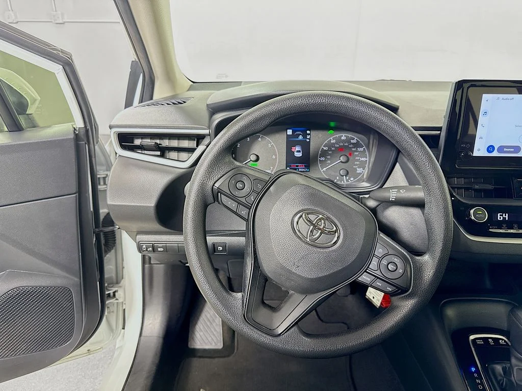 Used 2024 Wind Chill Pearl Toyota Hybrid LE image 19