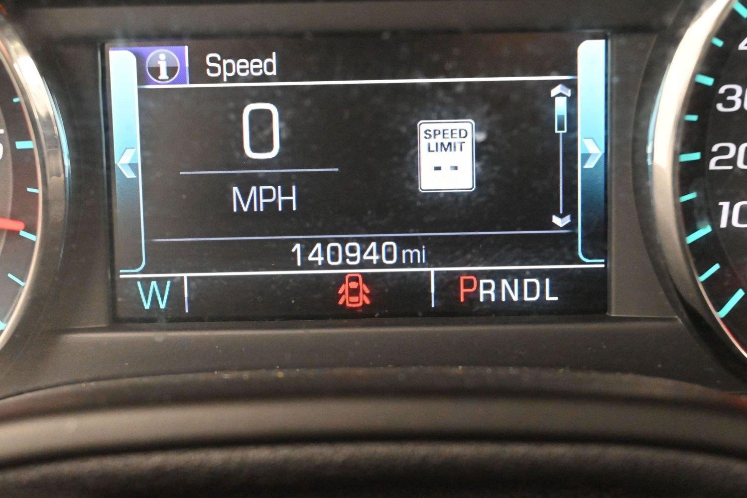 Used 2018 TUNGSTEN METALLIC Chevrolet LT image 24