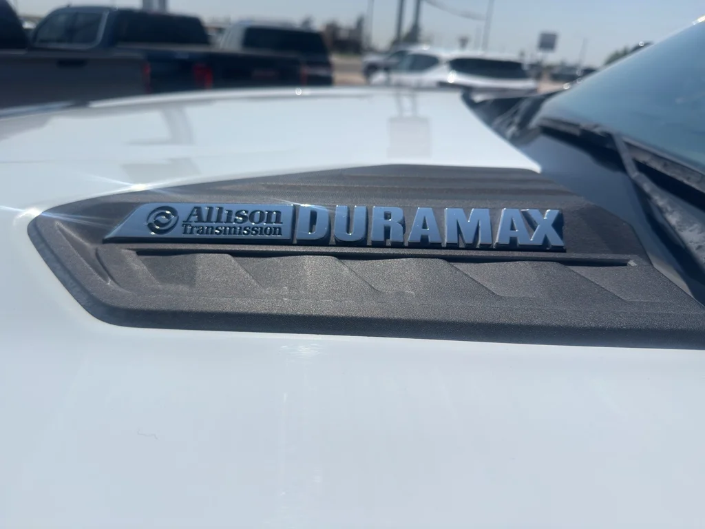 Used 2024 Summit White Chevrolet LTZ image 11