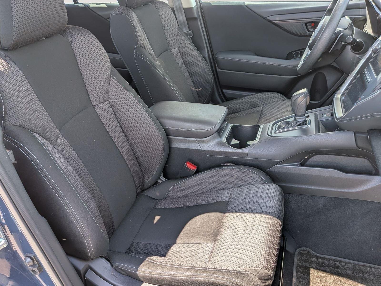 Used 2025 Cosmic Blue Pearl Subaru BASE image 31
