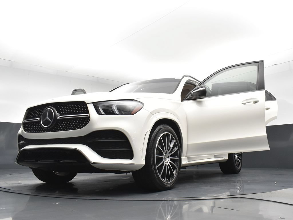 Used 2020 White Mercedes-Benz GLE 450 image 31