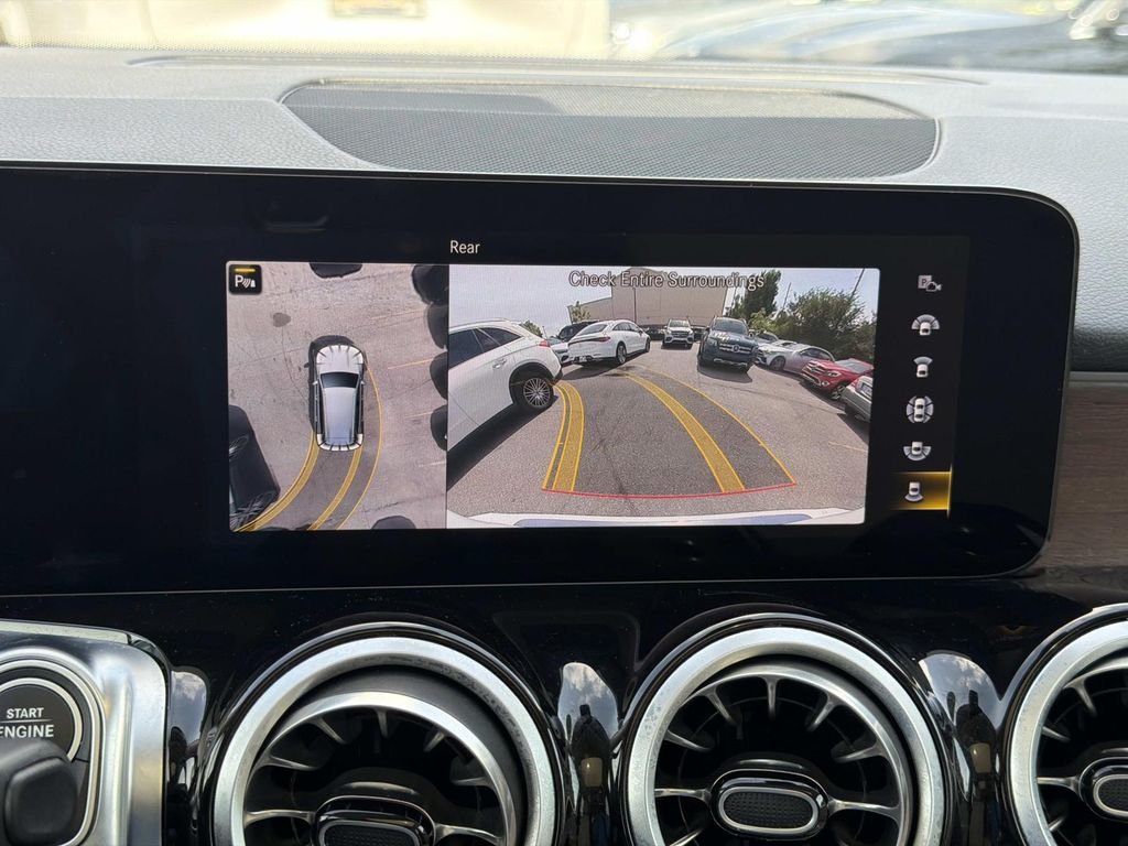 Certified Used 2023 White Mercedes-Benz GLB 250 image 26